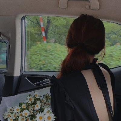 穿警服的那些女孩儿
